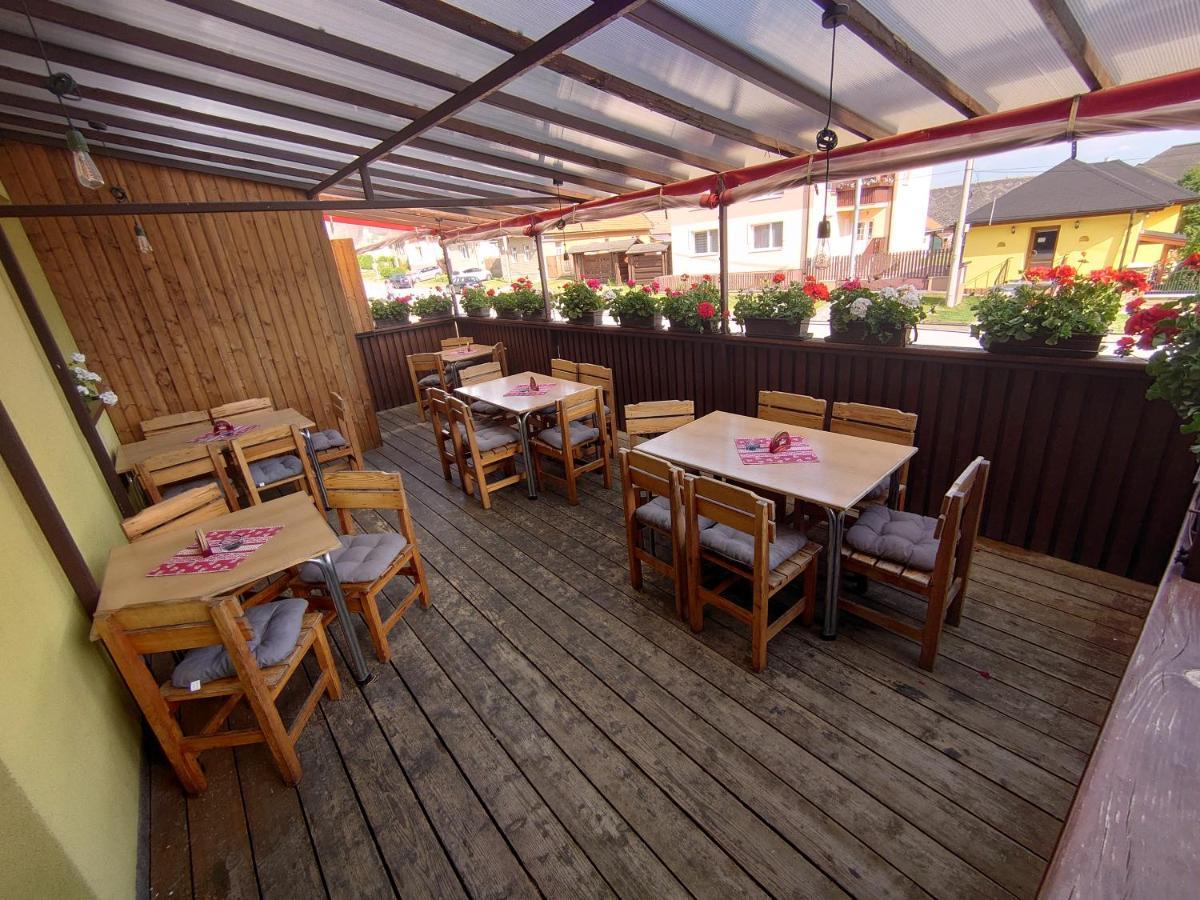 Penzión&Bar NATALI Spissky Stvrtok Exterior foto