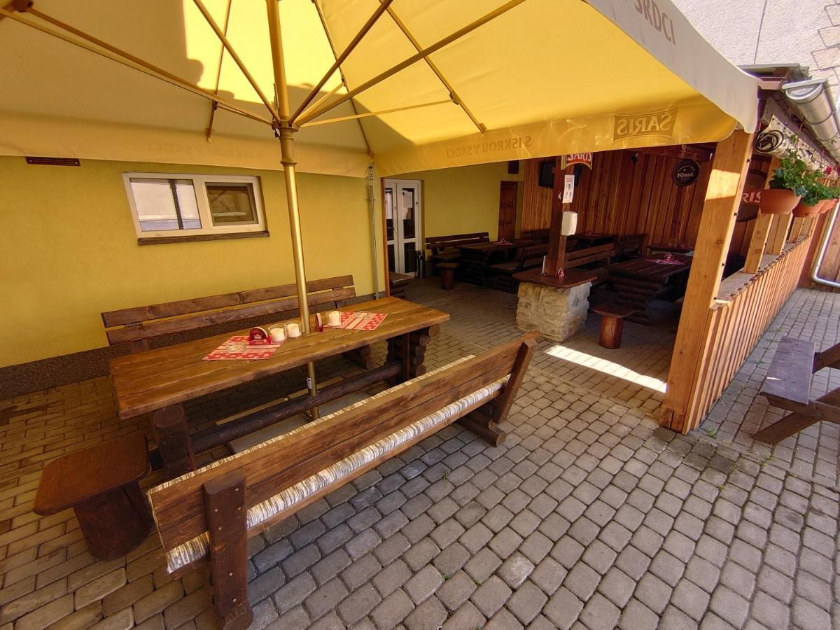 Penzión&Bar NATALI Spissky Stvrtok Exterior foto